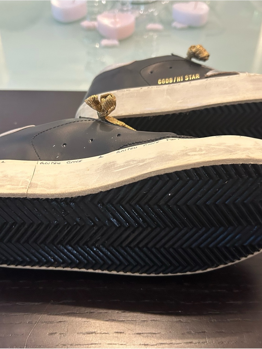 Golden Goose Black Leather Sneakers with Silver Star & gold laces - Picture 5 of 16